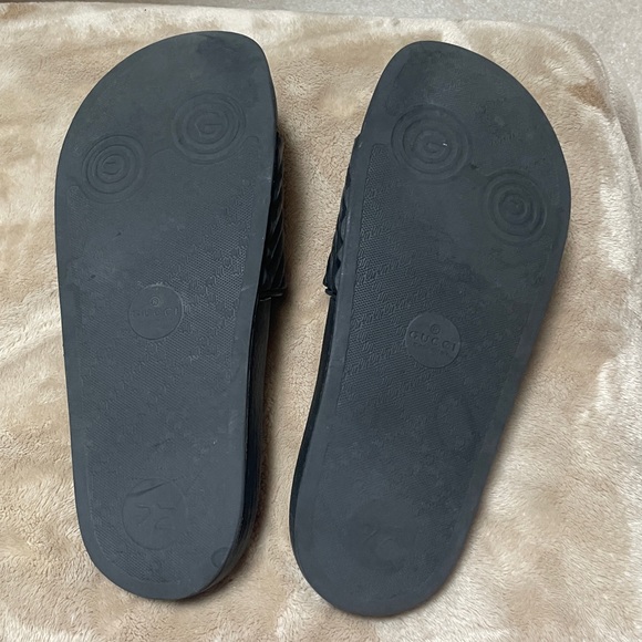 Gucci Rubber Slides - Picture 8 of 11